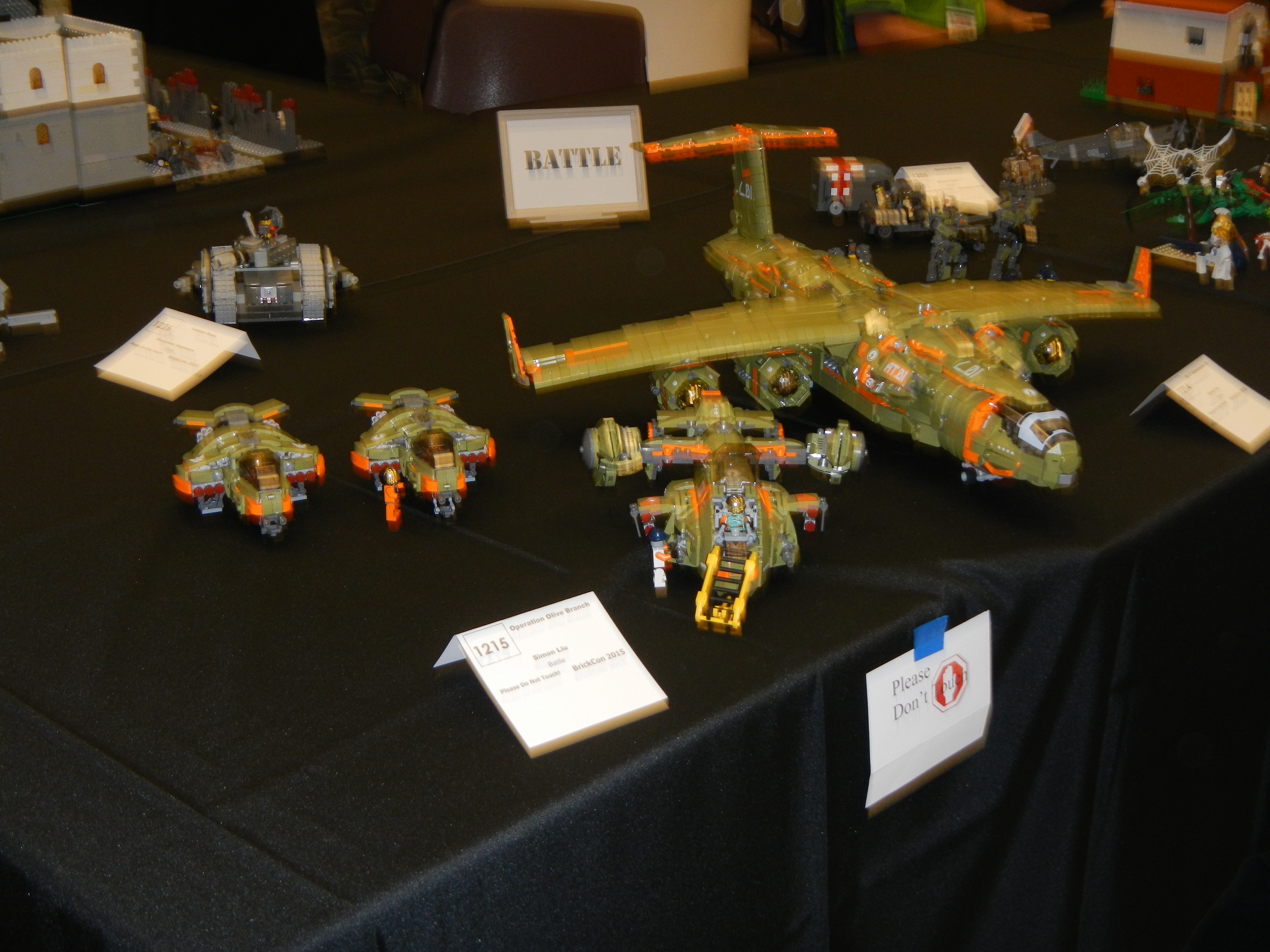 brickcon2015015.jpg