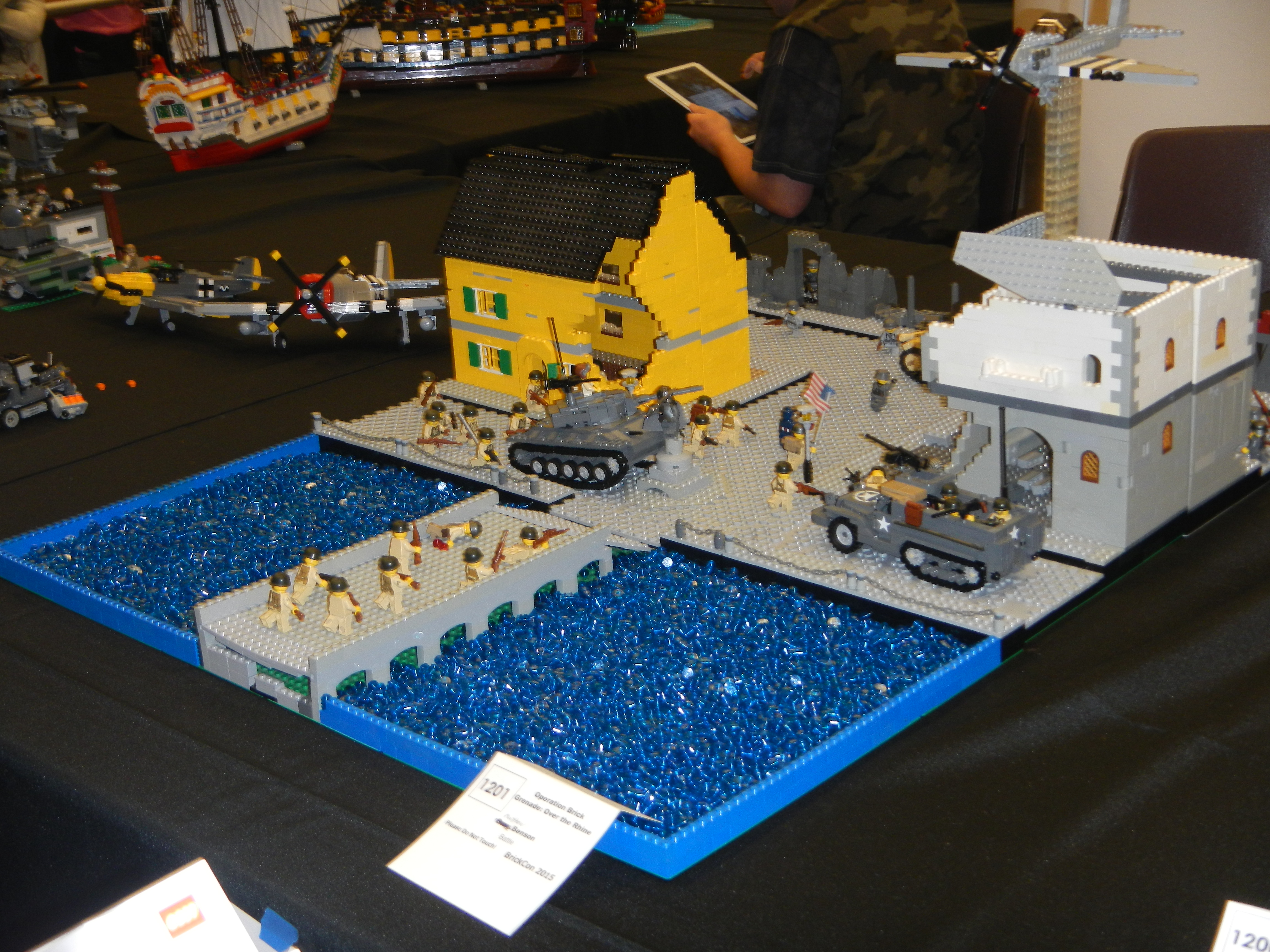 brickcon2015016.jpg