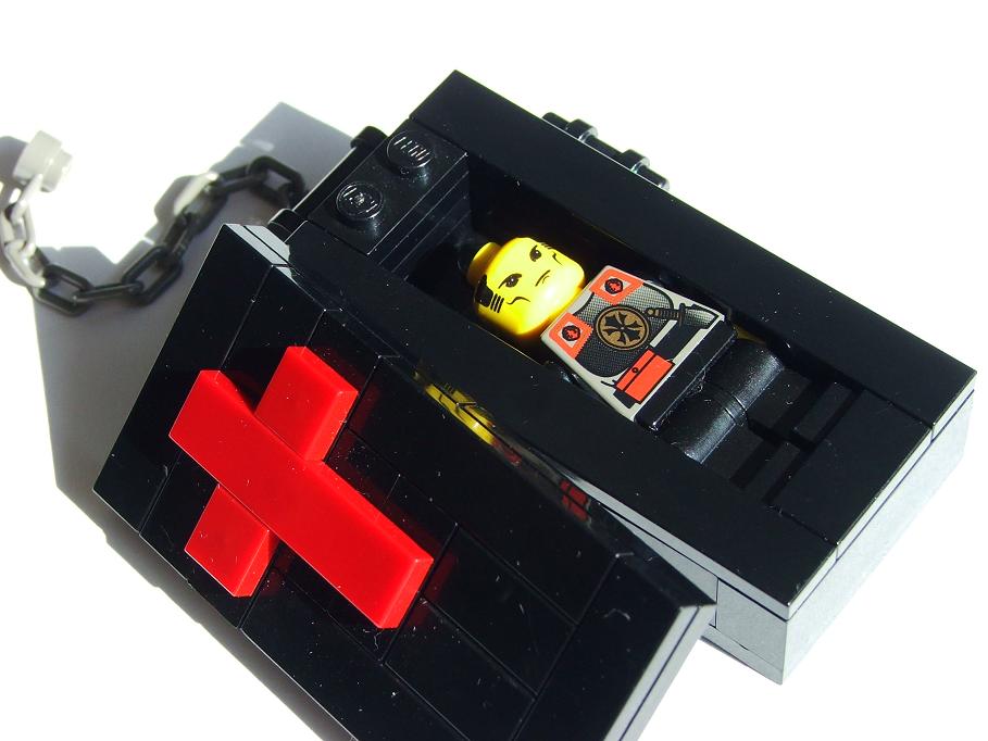 a-coffin2.jpg