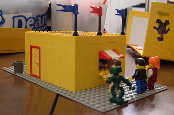 s_lego_snack_booth_003.jpg