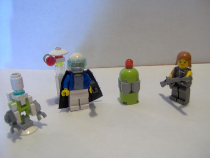 nova_refuge_mini-fig_contest_001.jpg