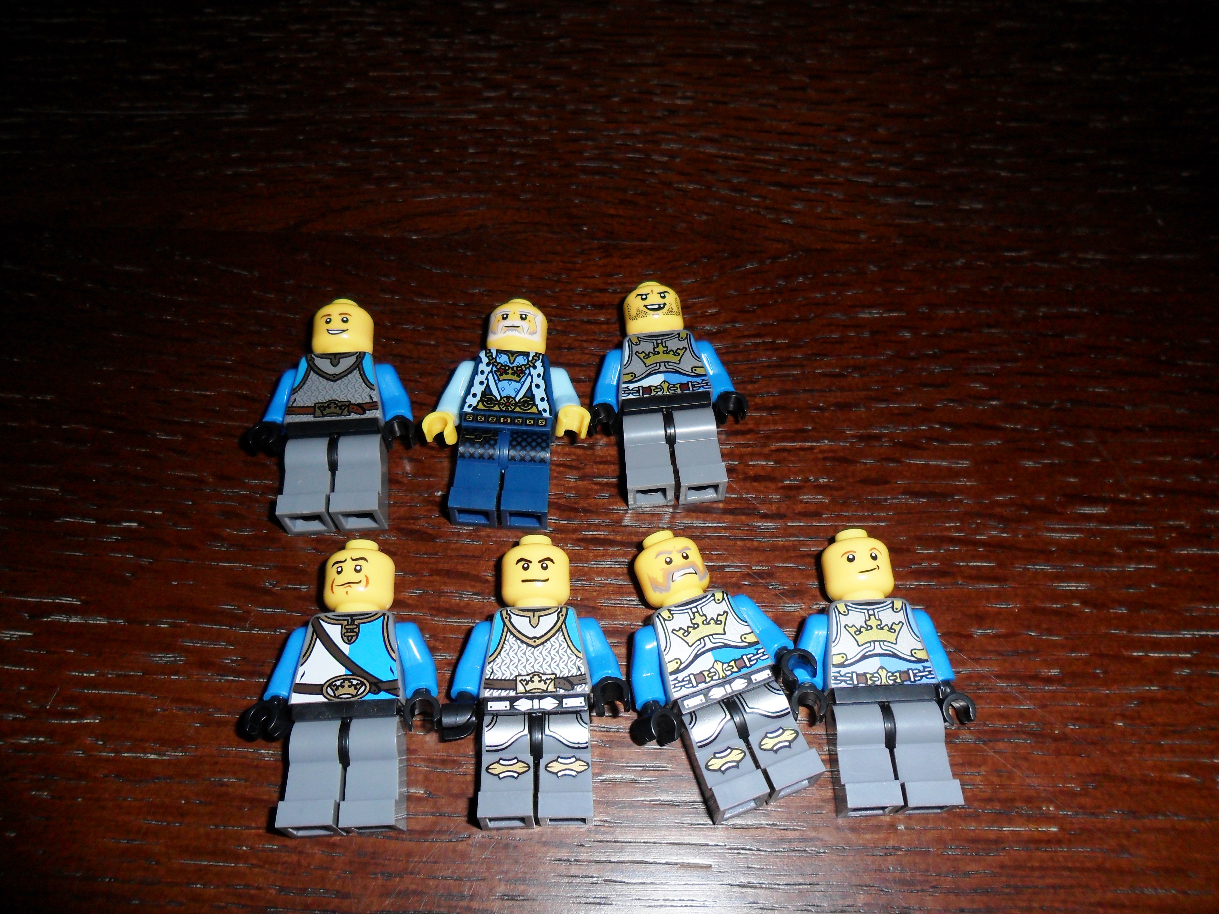 07_minifigures.jpg
