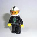 06_minifig.jpg