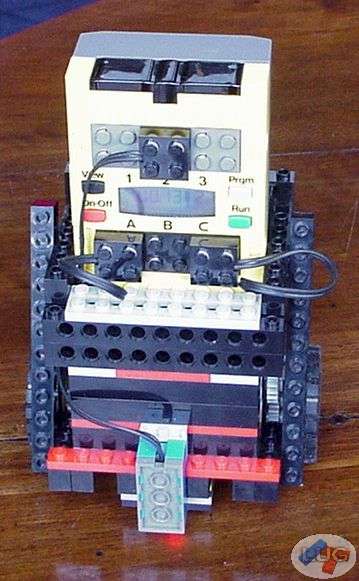 robot_antonio.jpg