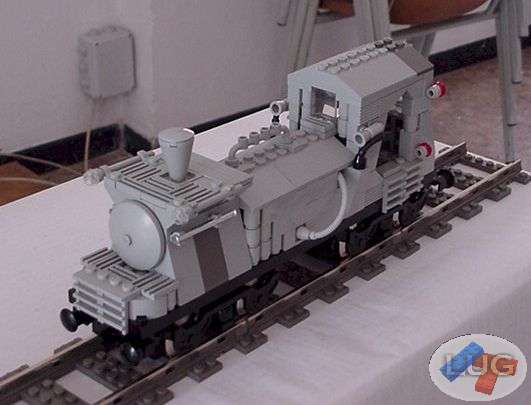 locomotiva_grigia_ezio.jpg
