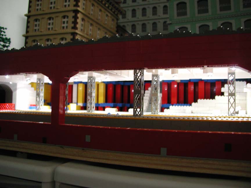 11subwaylitesross2.jpg
