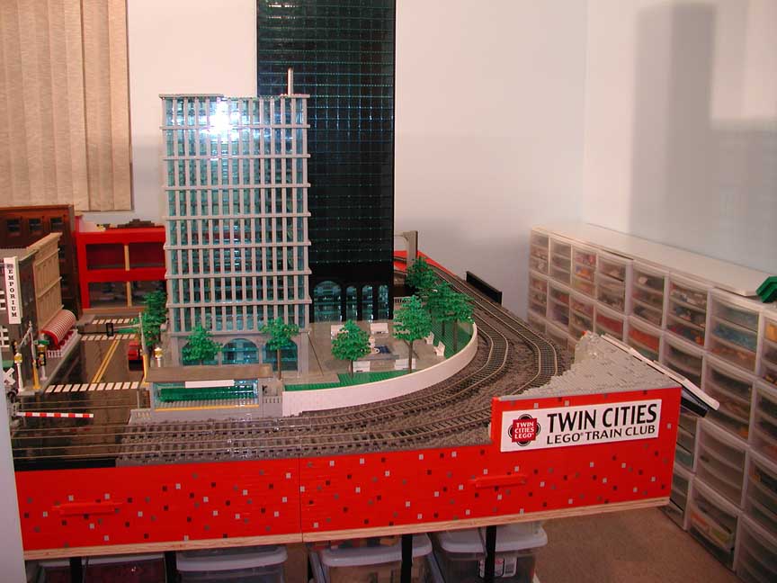 099layout01.jpg