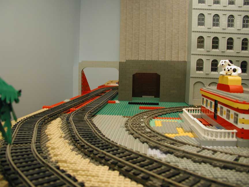 099layout04.jpg