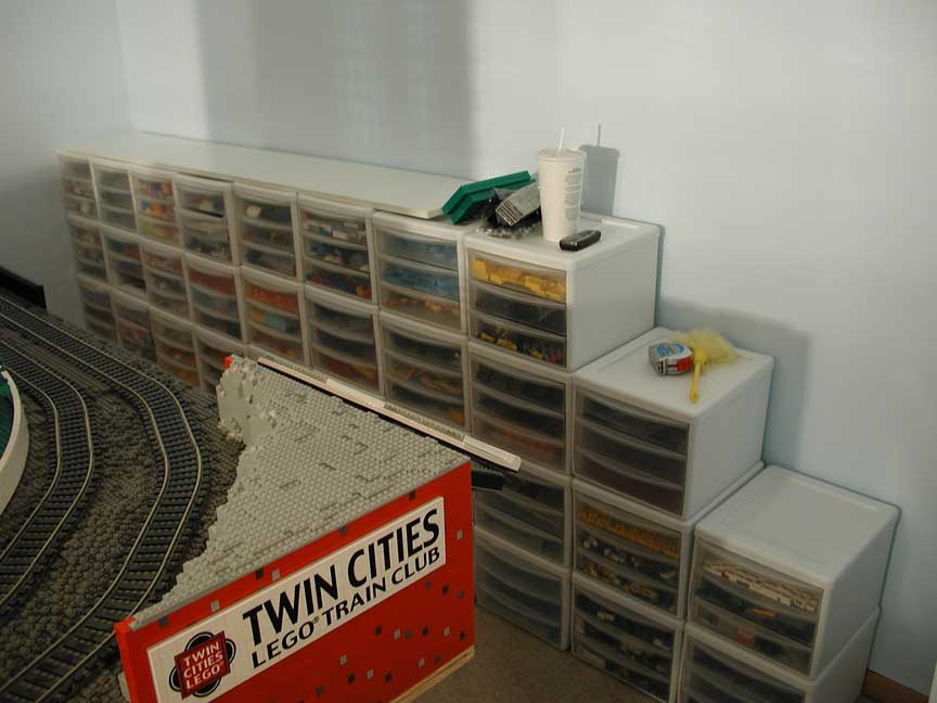 099layout05.jpg