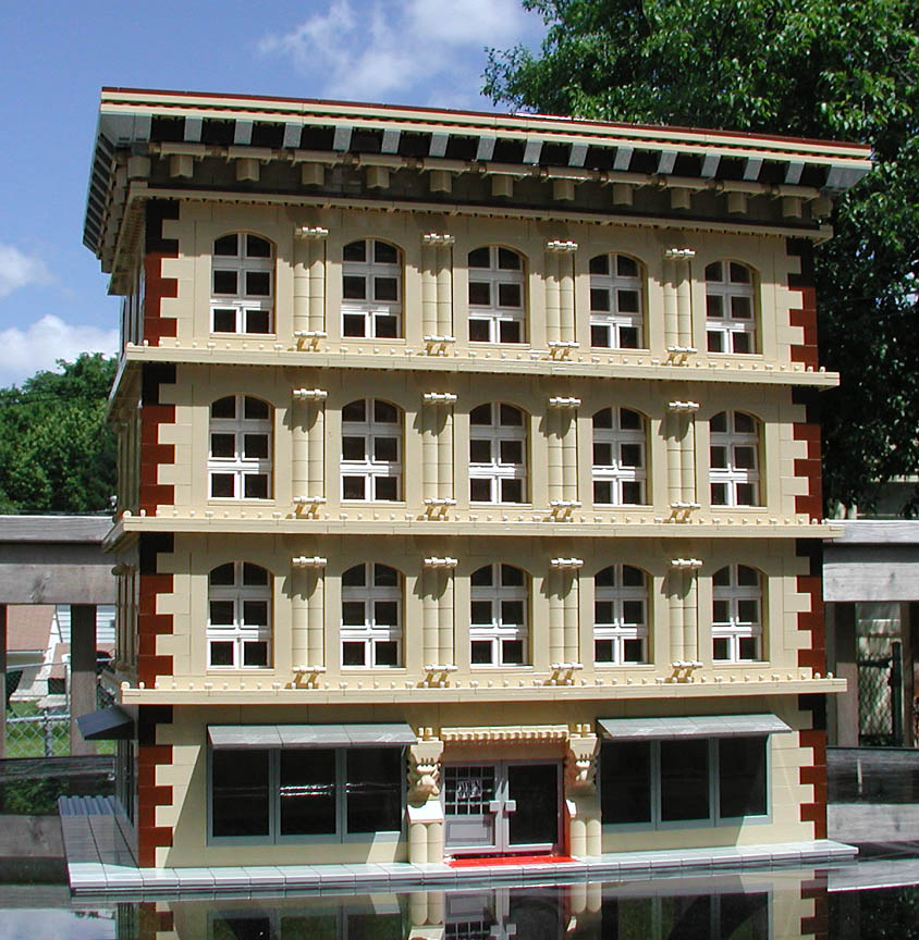tanbuilding1.jpg
