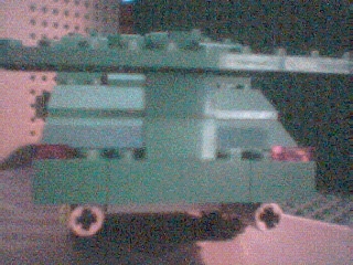 a_green_car.jpg