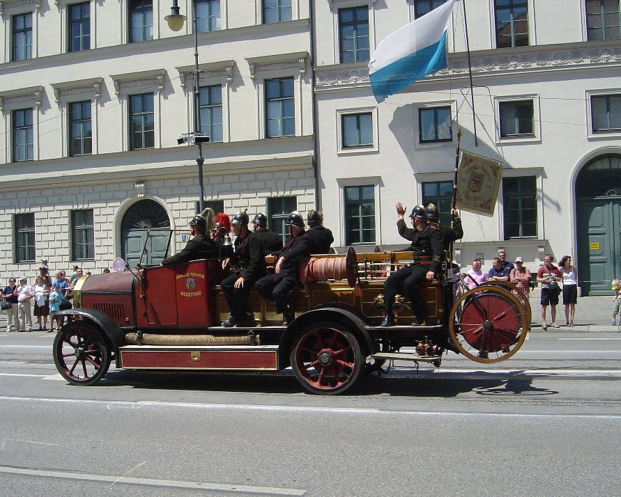 fb_muc_20070617_103.jpg