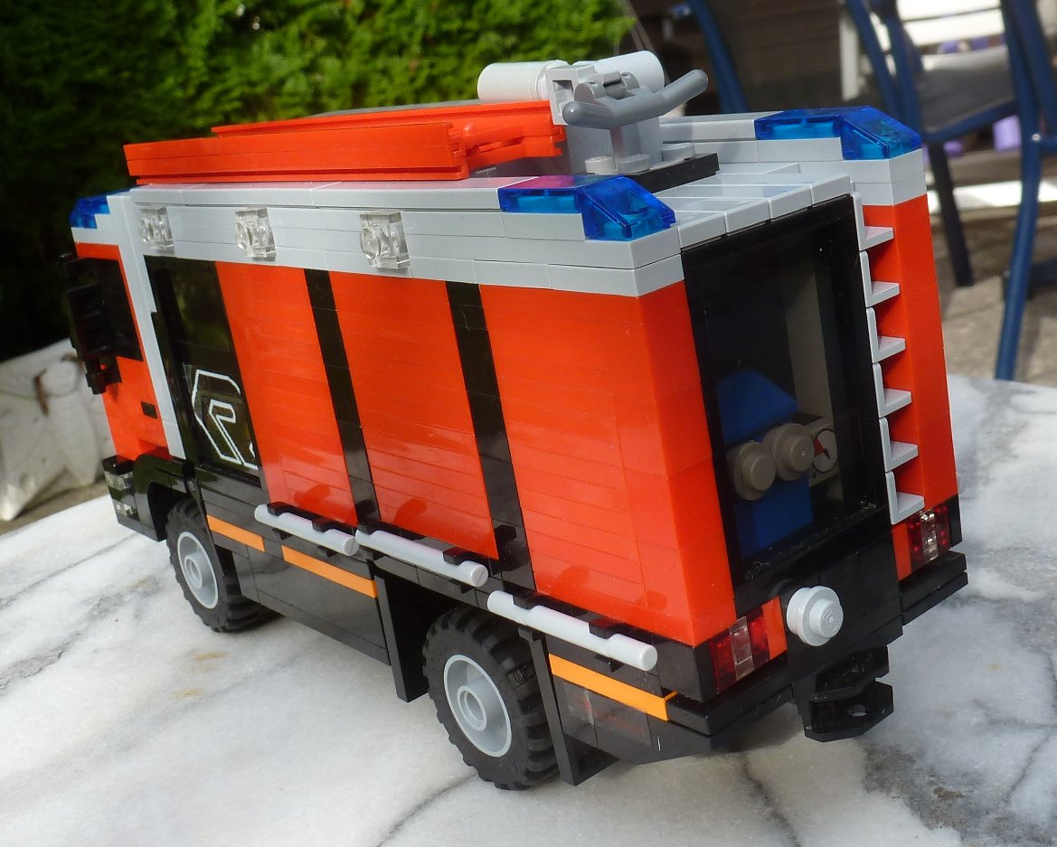 855i_rosenbauer_at.jpg