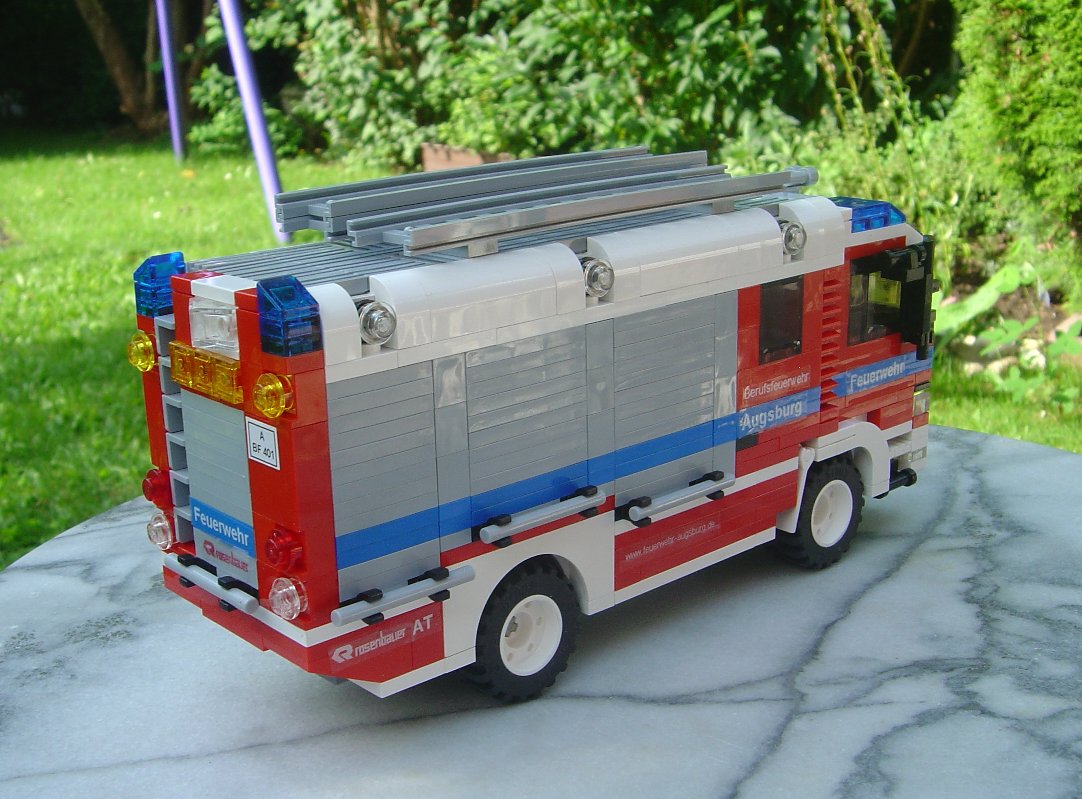 858rj_augsburg_lf.jpg