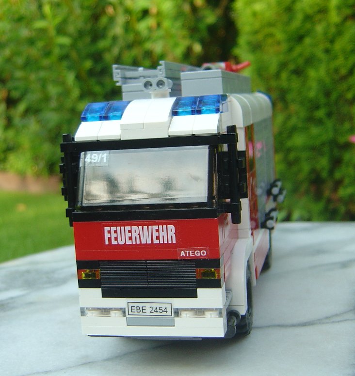 880_poing_lf20.jpg