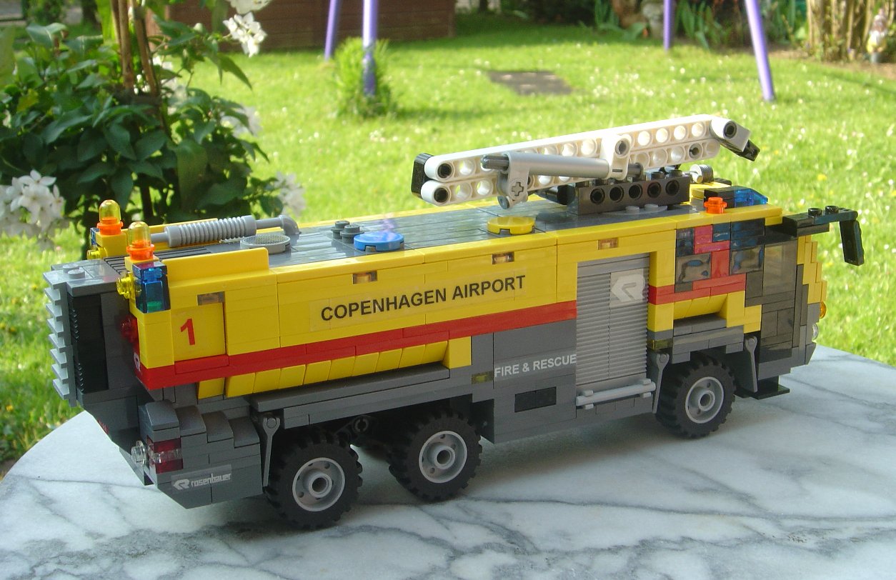 959_panther_6x6.jpg