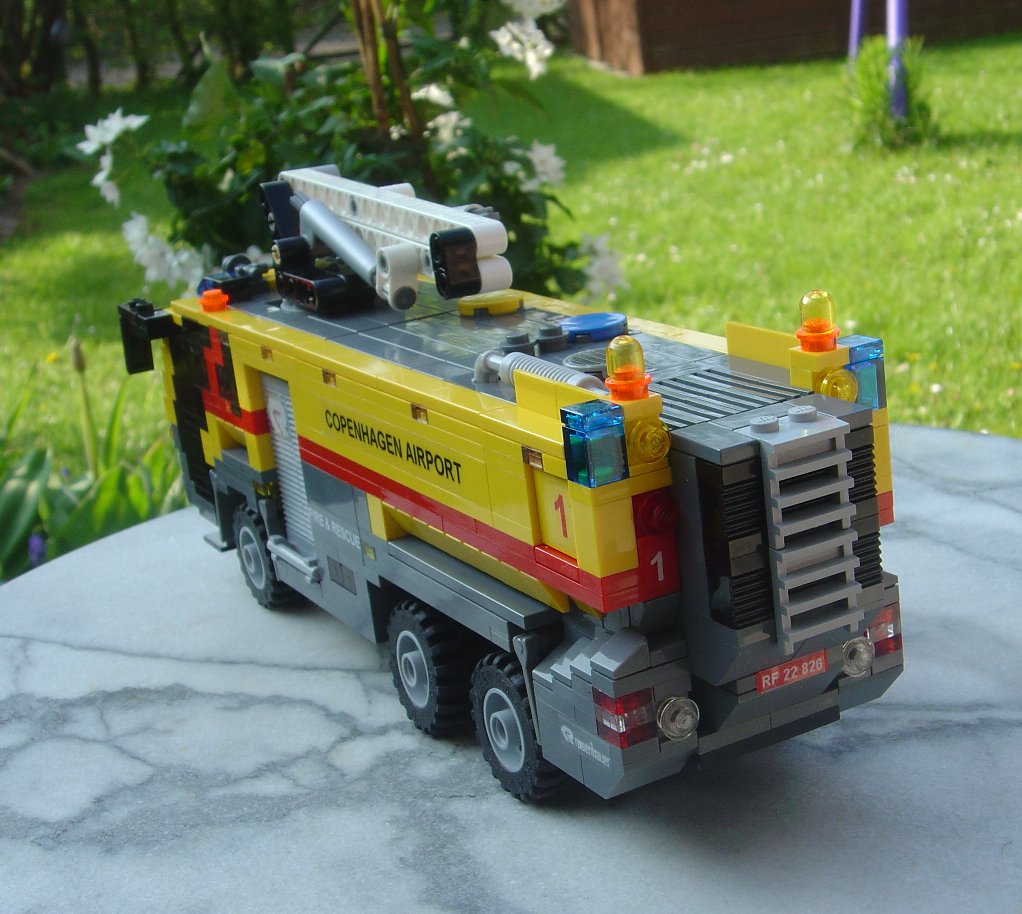 960_panther_6x6.jpg