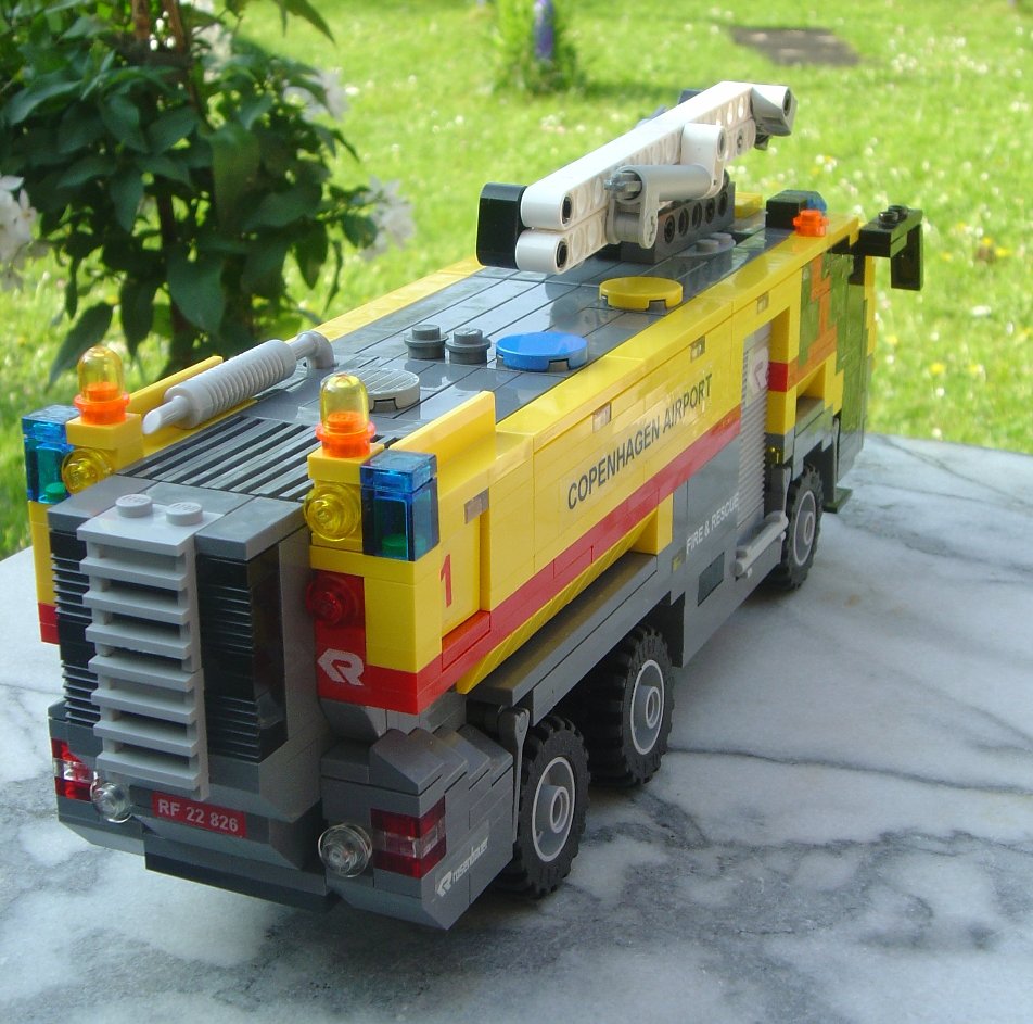 961_panther_6x6.jpg