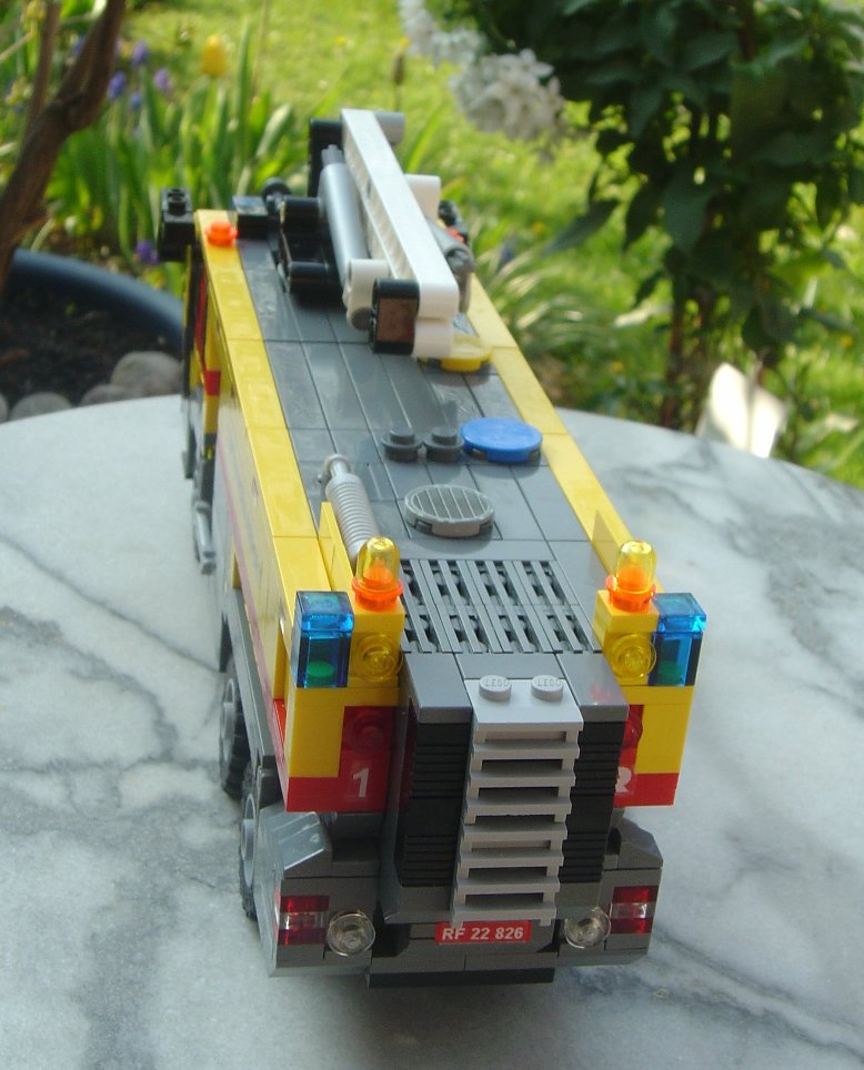962_panther_6x6.jpg