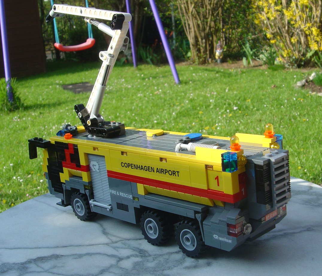 969a_panther_6x6.jpg