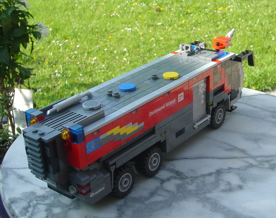 977_panther_6x6.jpg
