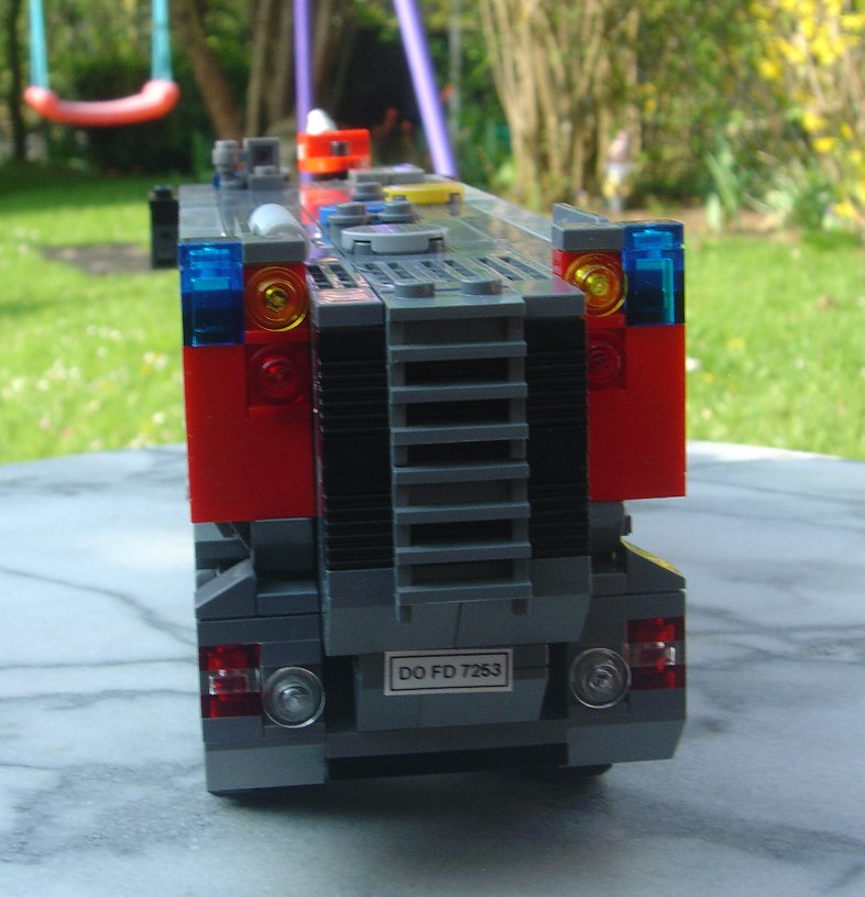 981_panther_6x6.jpg