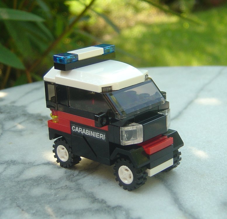 800_police_italy_carabinieri_003.jpg