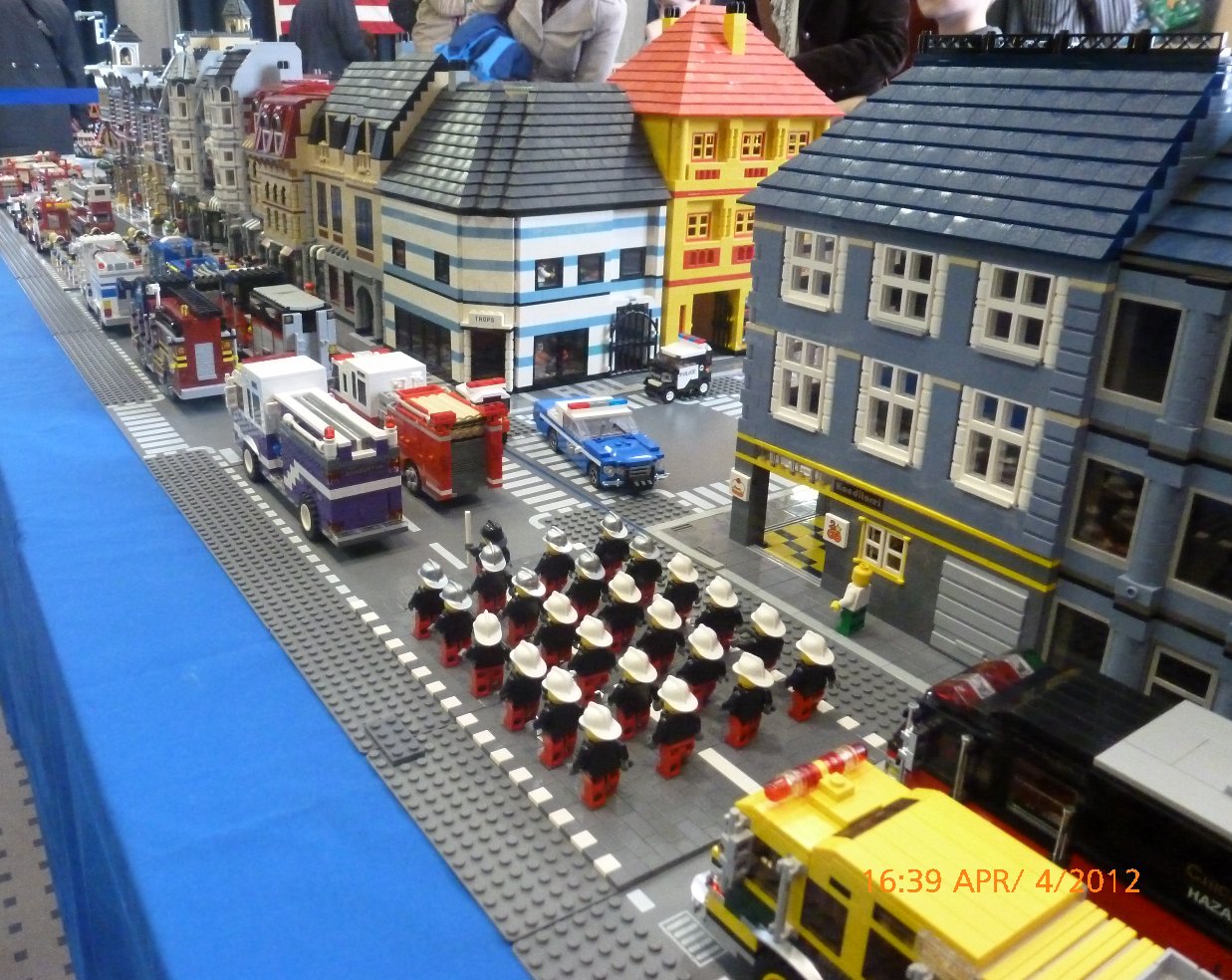 0702_parade.jpg
