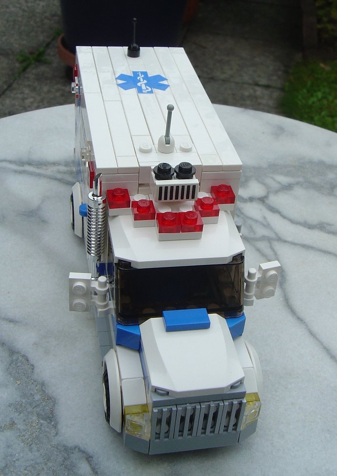 0920_ambulance.jpg