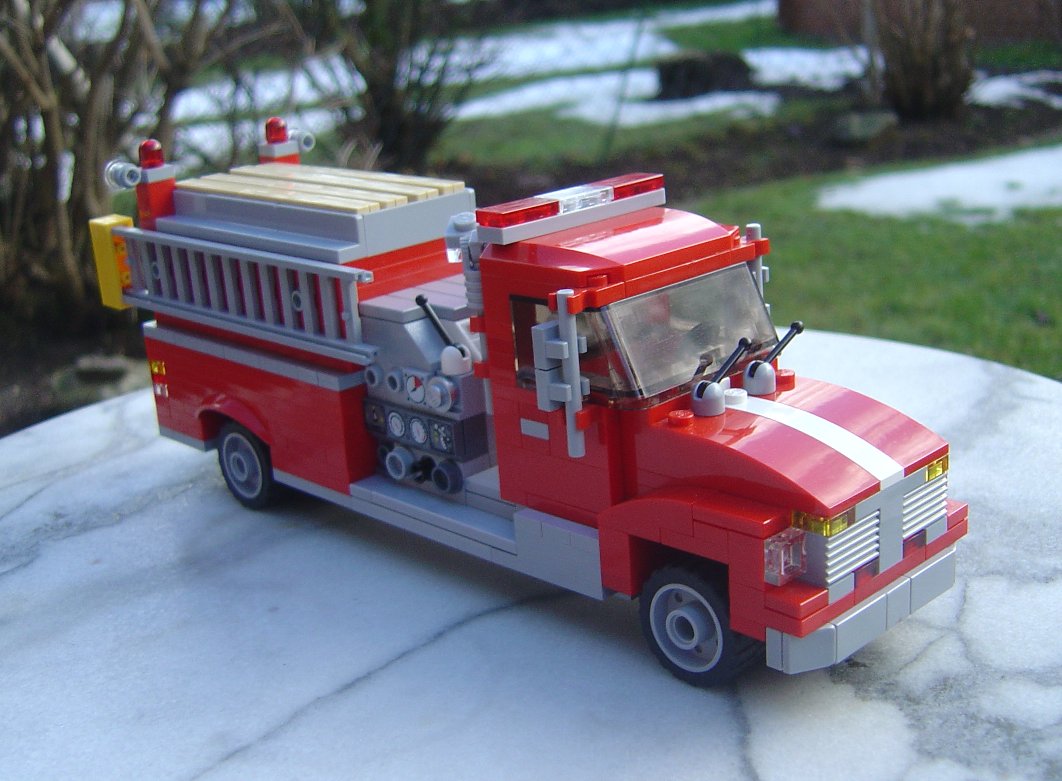 0936_frightliner_c.jpg