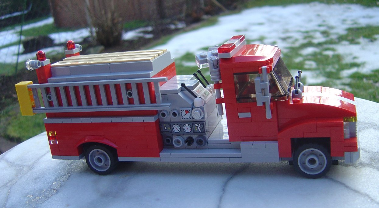 0936_frightliner_d.jpg