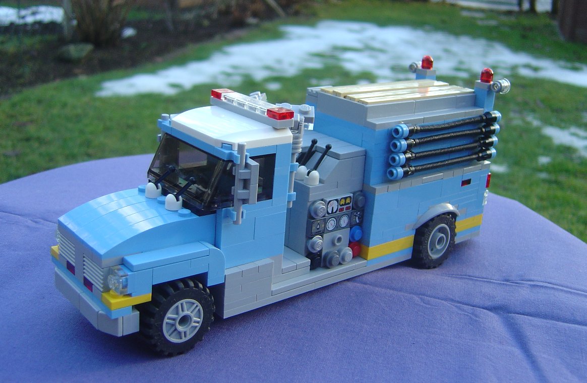 0946_frightliner_j.jpg