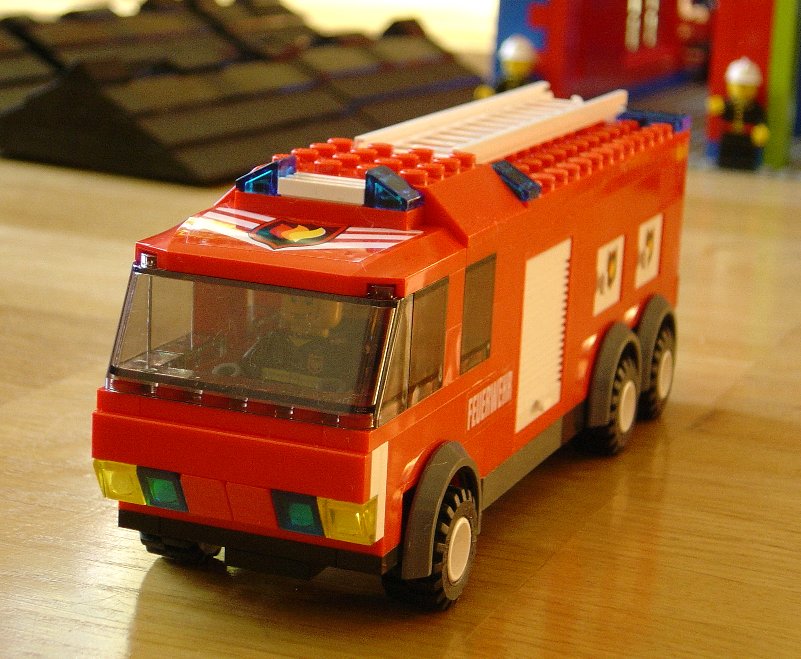 fb_closed_wagon_02.jpg