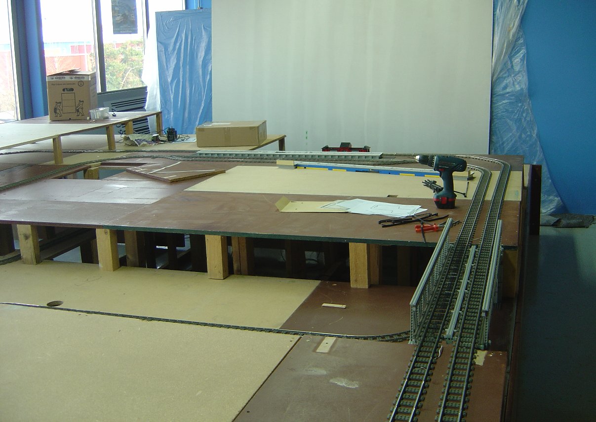 setup_miniland_400.jpg