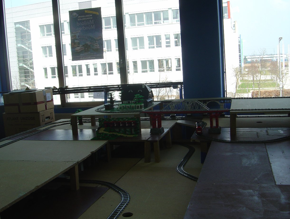 setup_miniland_410.jpg