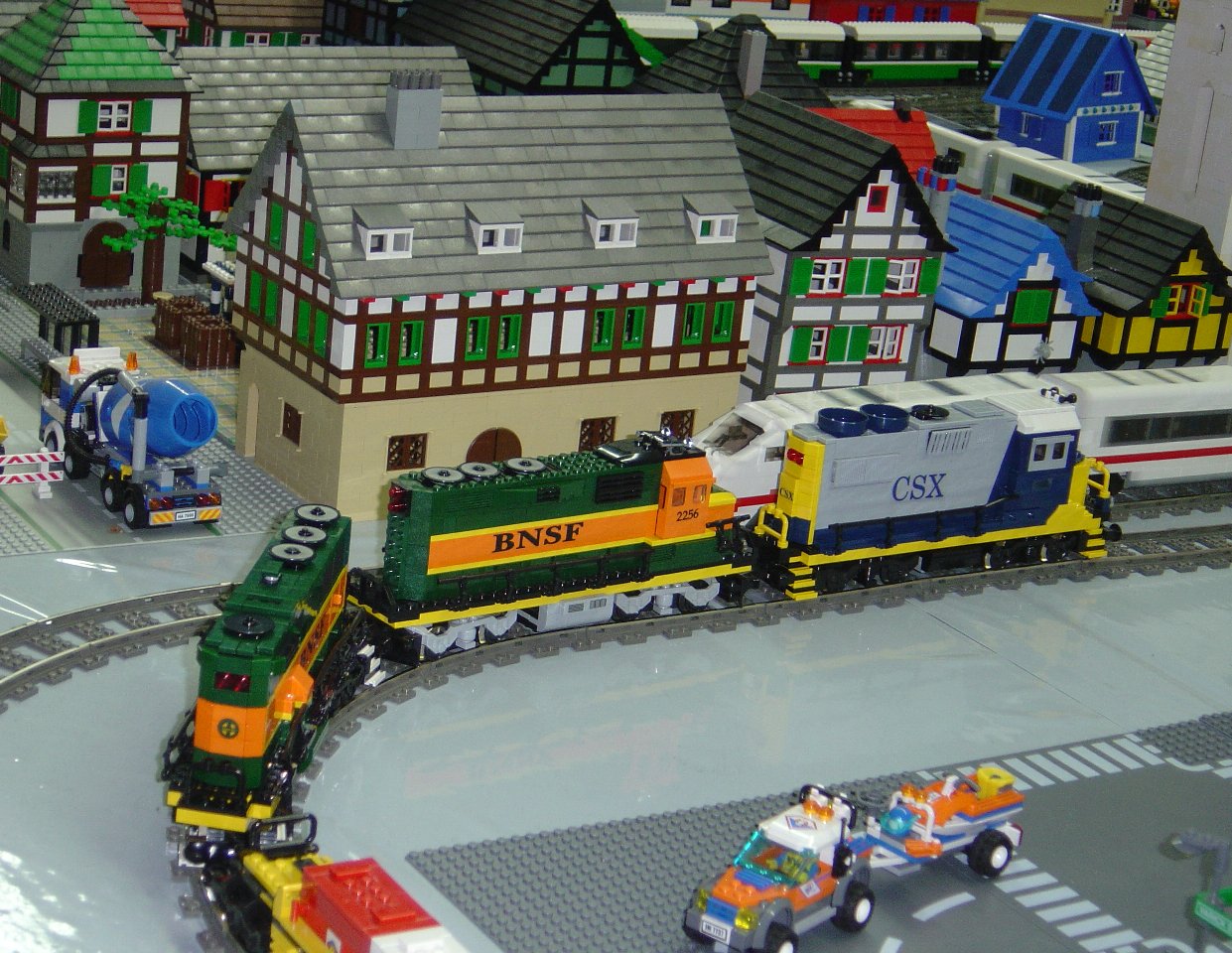 miniland_003.jpg