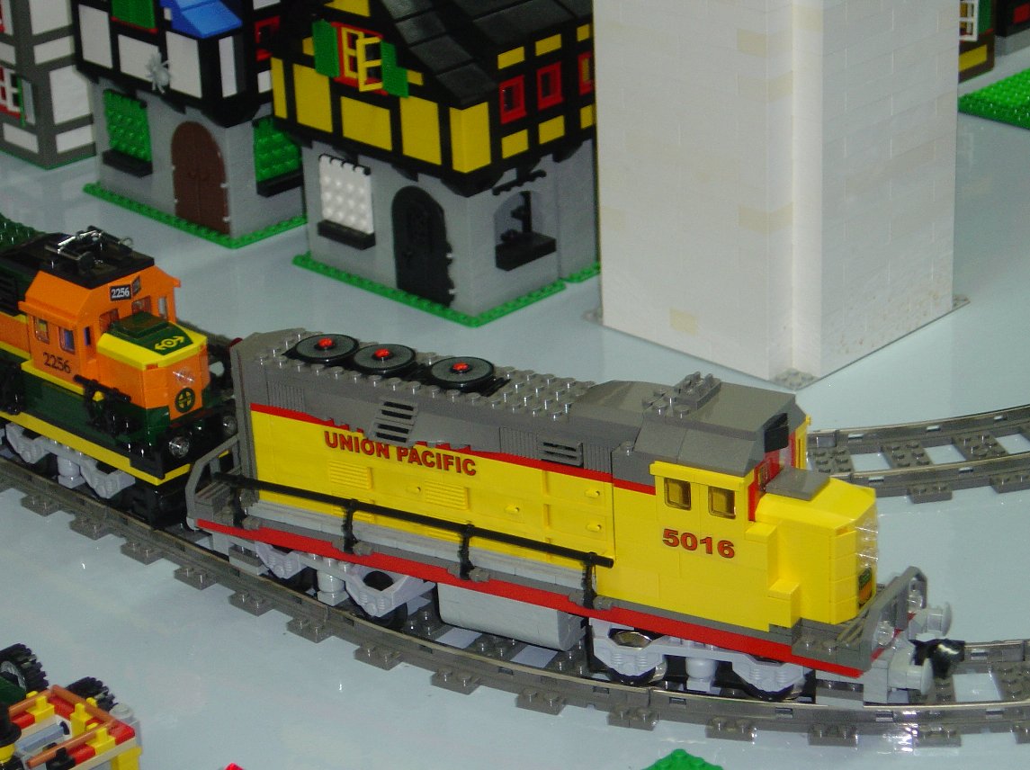 miniland_184.jpg
