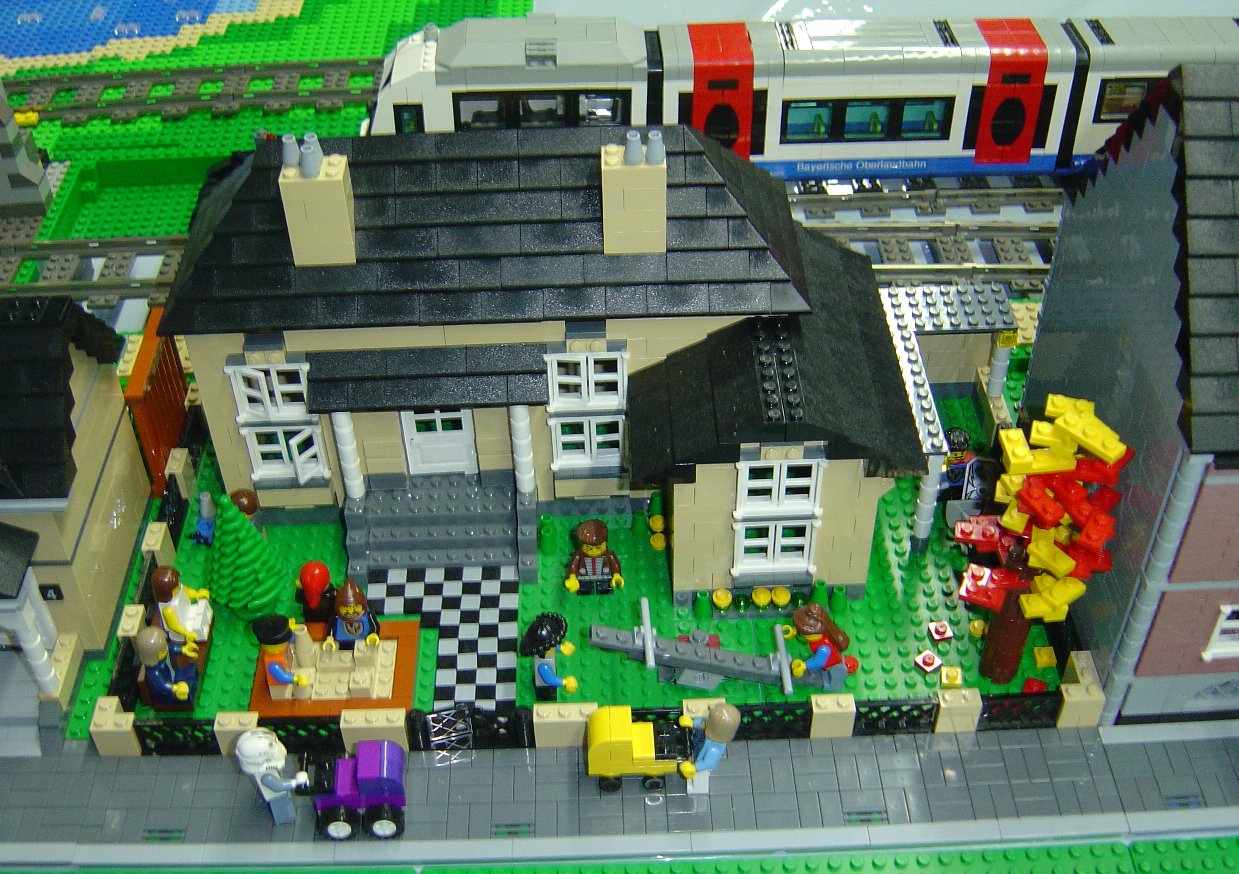miniland_203.jpg