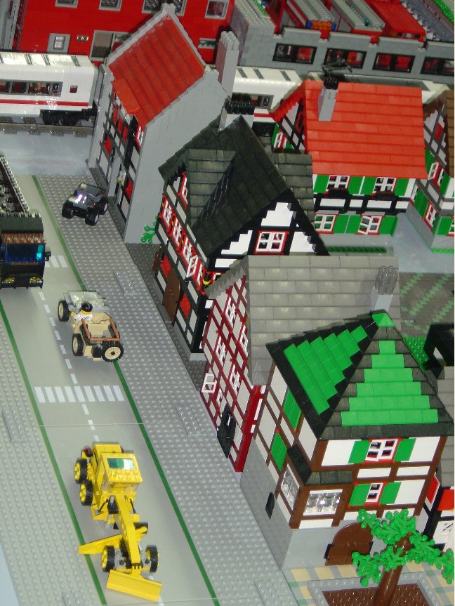 miniland_210.jpg