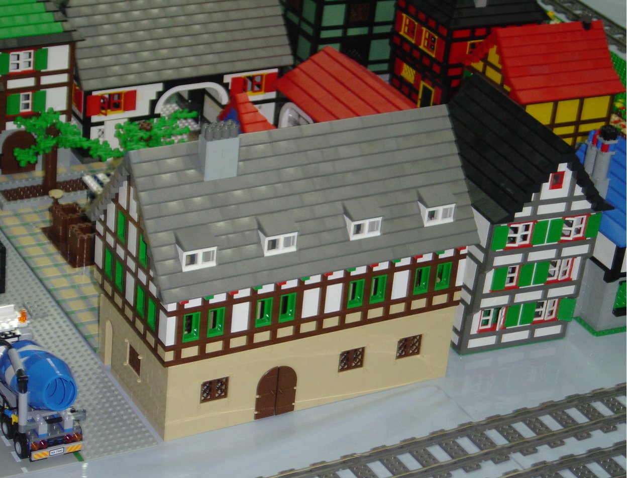 miniland_211.jpg