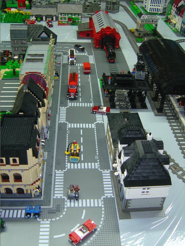 miniland_230.jpg