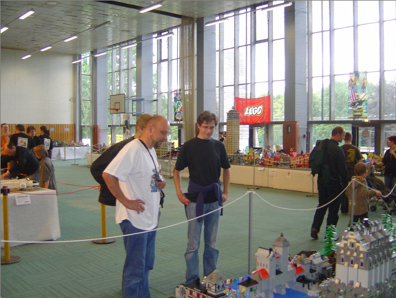 tsl2009_880.jpg