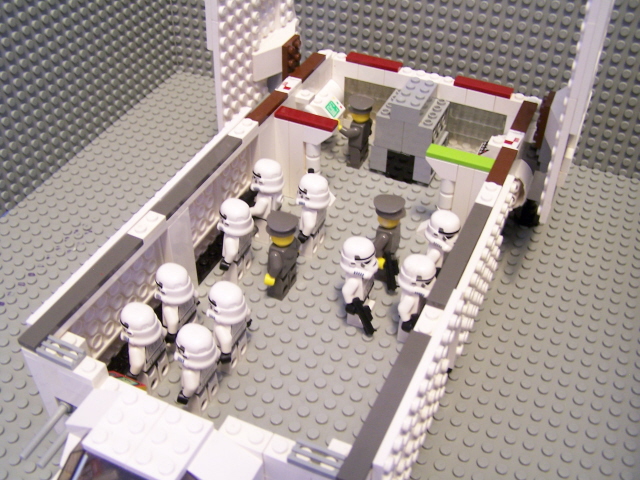 sentry_imperial_landing_craft_11.jpg