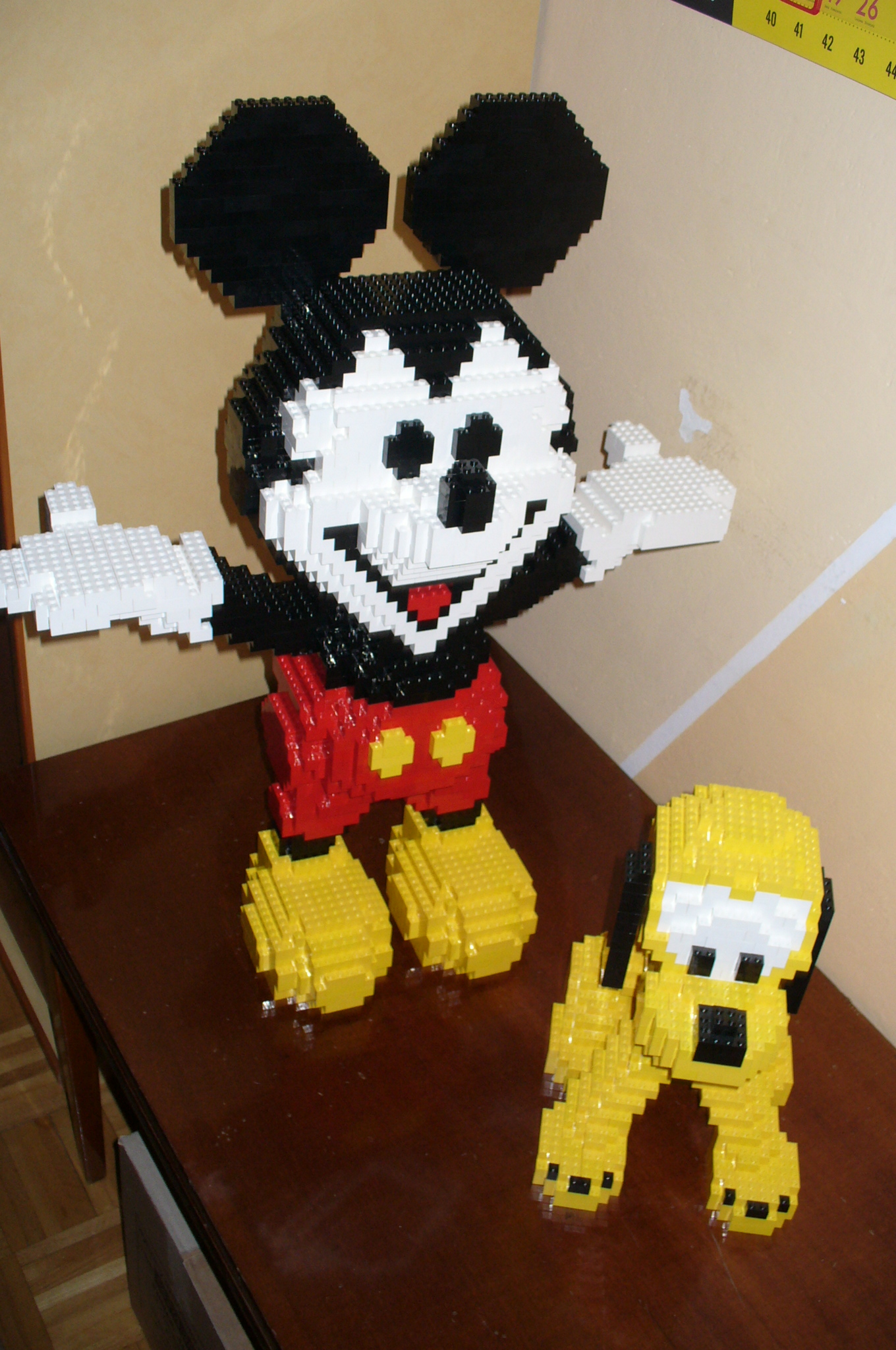 mickey_5.jpg