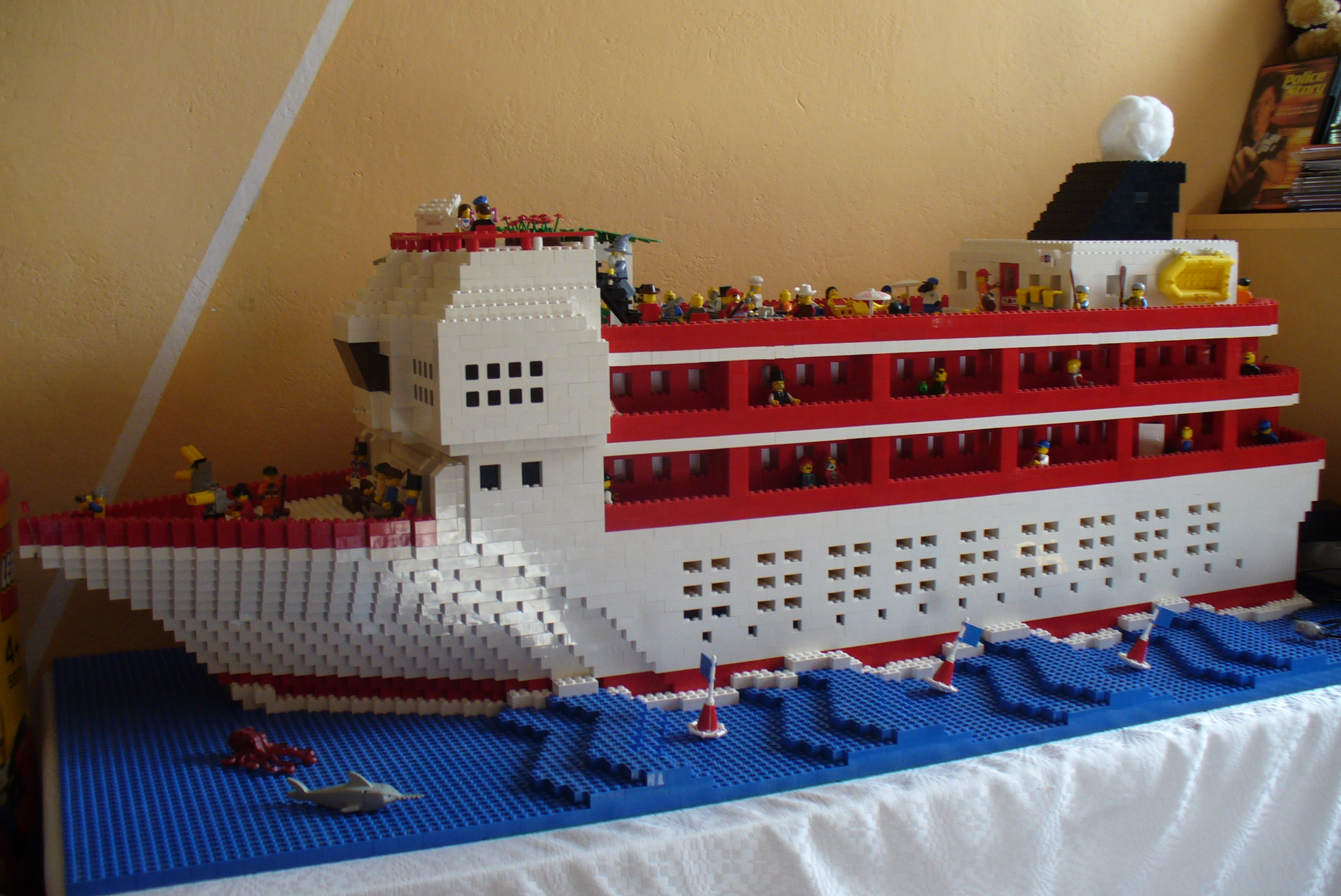 ship_1002.jpg