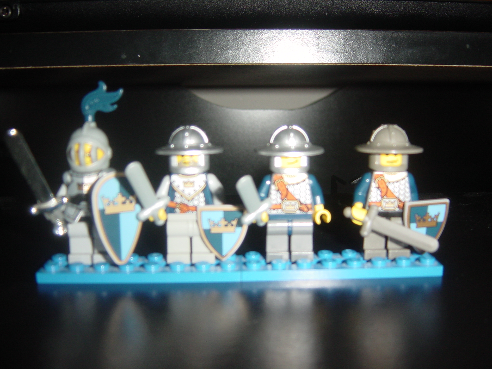 crown_knights_26.jpg