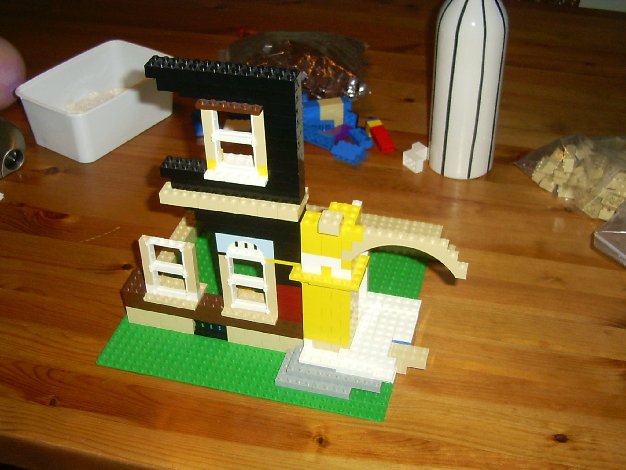 mansion03.jpg