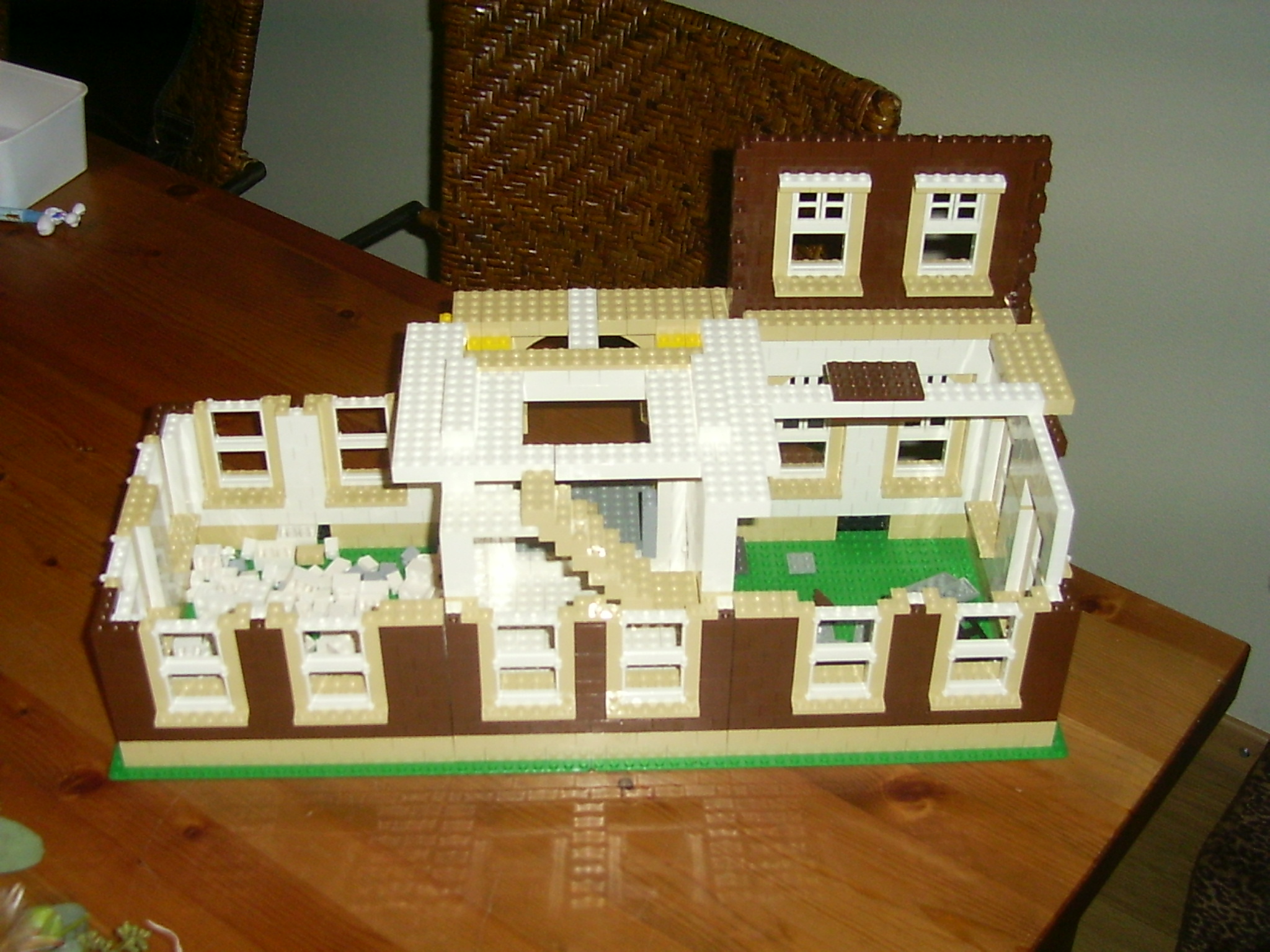 mansion12.jpg
