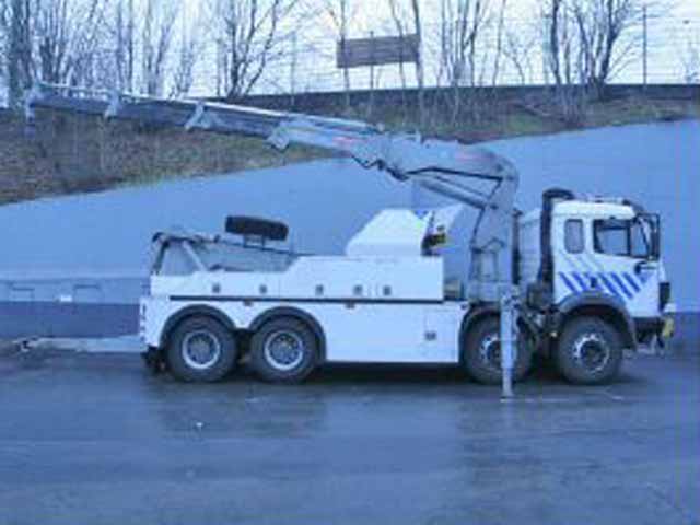mercedes-3535-090206p013.jpg