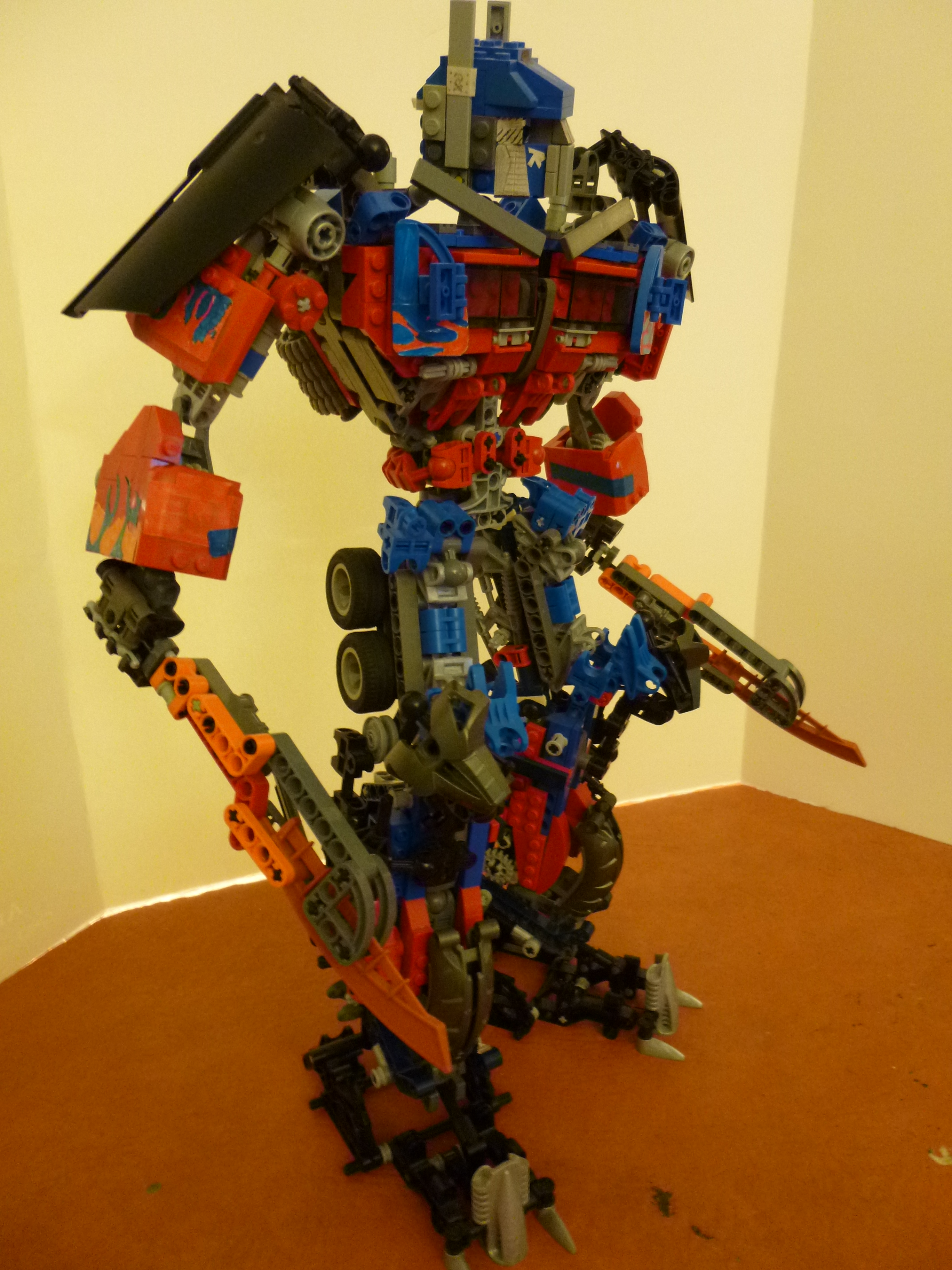 optimusprime67.jpg
